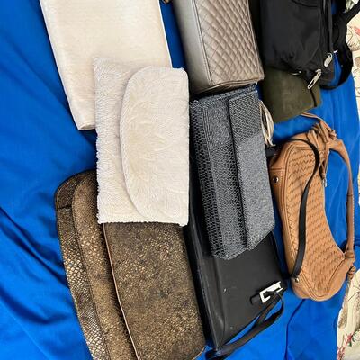 Purses, handbags and wallets