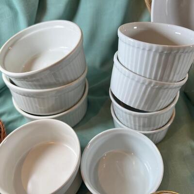 Chip and dips Ramakins 11 heavy William Sonoma white dinner plates