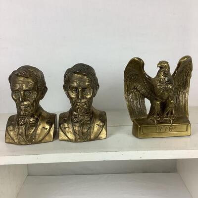 5181 Vintage Abe Lincoln Bust Bookends & P.M. Craftsman Symbol of our Nation Eagle Decor