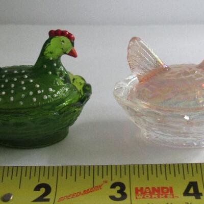 2 Vintage Boyd Glass Covered Hen on Nest Salts