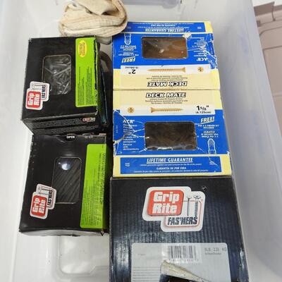 Lot of fasteners