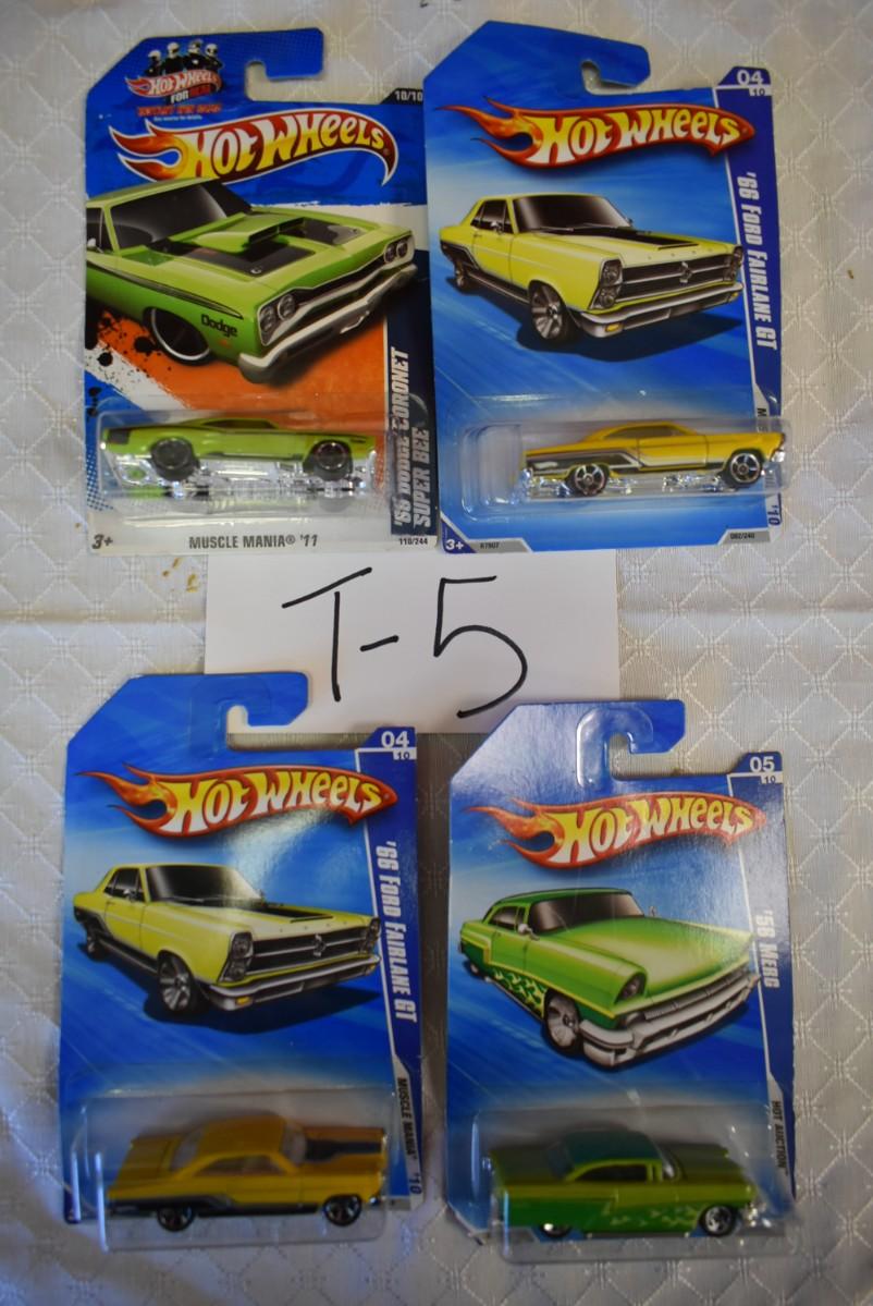 1:64 Hot Wheels Lot 15 Minitures shoe box loose (3 Real riders