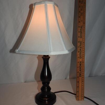Table lamp