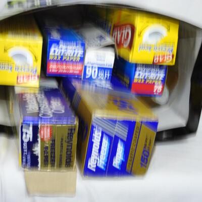 Box lot of household goods