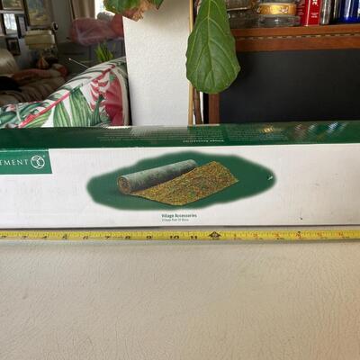 Department 56 ~ Village Accessories ~ Village roll of moss