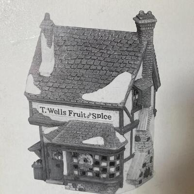 Department 56 ~Vintage ~ Heritage Village ~ T. Wells Fruit & Spice Shop