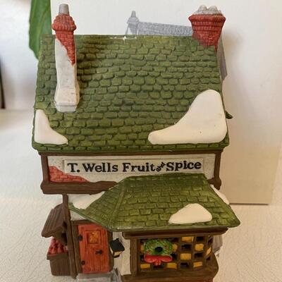Department 56 ~Vintage ~ Heritage Village ~ T. Wells Fruit & Spice Shop
