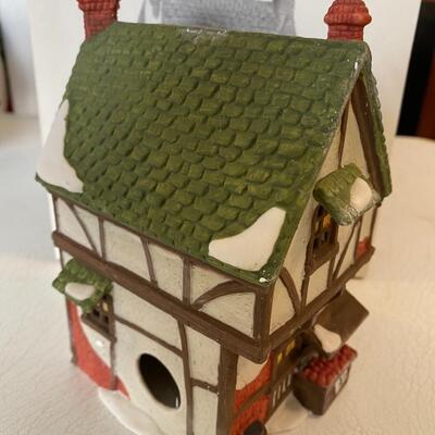 Department 56 ~Vintage ~ Heritage Village ~ T. Wells Fruit & Spice Shop
