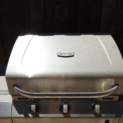 Gas grill