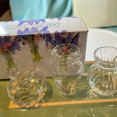 Italian Grape bowl, New Mikasa plate, New glass basket