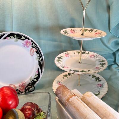 Gibson Floral dinner plates, regency bone china triple desert plate