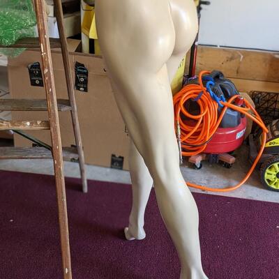 Wonderful Patina V Full Body Mannequin, Excellent Condition PU in Madison