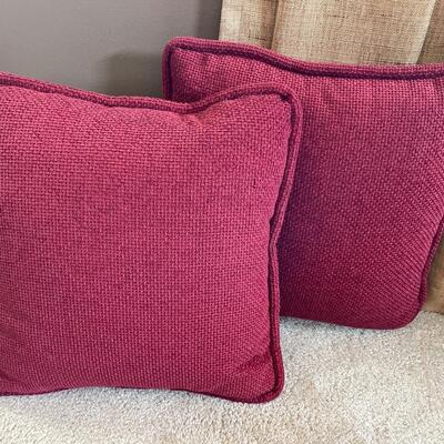 L4- Two red pillows