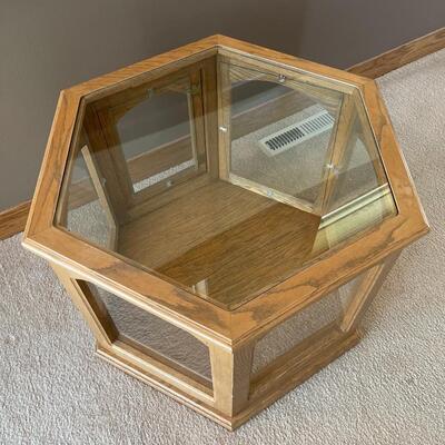 L10-Wooden/Glass display case