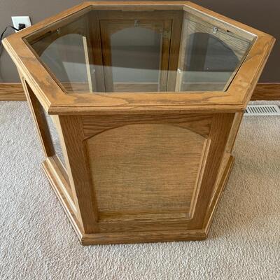 L10-Wooden/Glass display case
