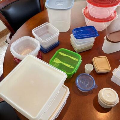 L22-Misc Plastic Containers