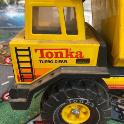 B10-Tonka Truck