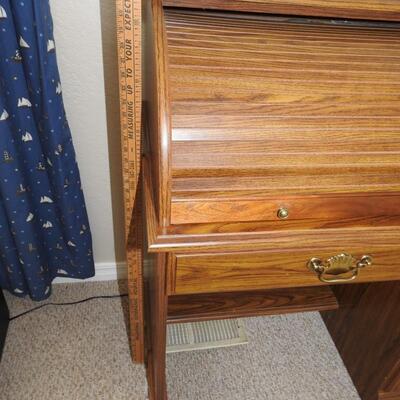 Roll top desk and chair