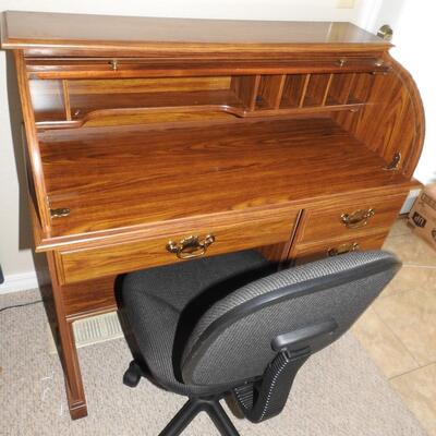 Roll top desk and chair