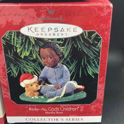 5 Hallmark Keepsake Ornaments - 3 New Collectorâ€™s & 2 Collectorâ€™s Series ðŸ£  ðŸ°