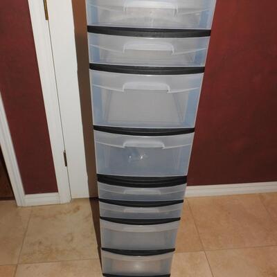 Stacking storage bins