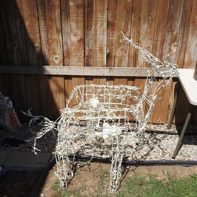 Lighted wire holiday deer