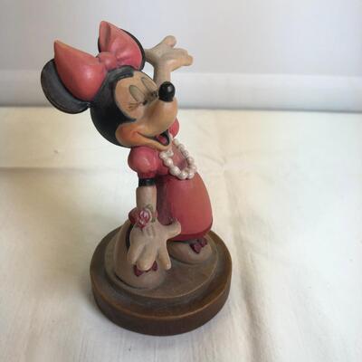 Walt Disney Company Anri Micky Mouse 243/5000 and Minnie 2659 /5000
