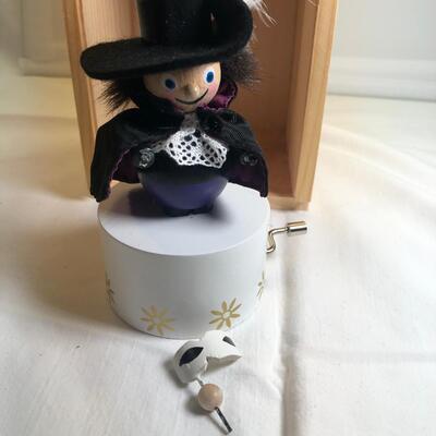 STEINBACH 4" PHANTOM OF THE OPERA NUTCRACKER MUSIC BOX