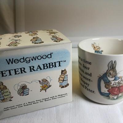 Wedgwood Peter rabbit mug in original box new
