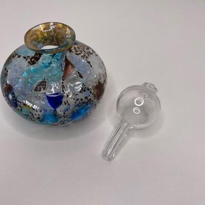 Perfume bottle