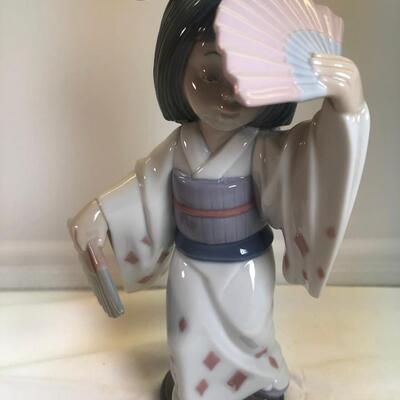 1995 Lladro  6230 Japanese Fan Dancer with Box