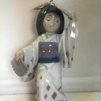 1995 Lladro  6230 Japanese Fan Dancer with Box