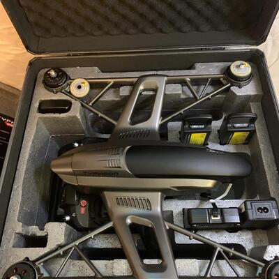 Yuneec Q500 4K Typhoon Quadrotor UAV with Gimbal FPV Camera ðŸŽ¥  and Aluminum Hard Rolling Case ðŸ§³ 18â€ high x 17.5â€ wide x 12â€...