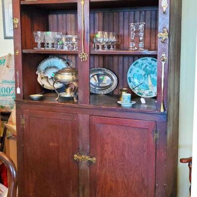 Fabulous Large piece with bead board back $300