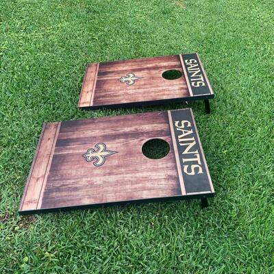 NEW Saints Cornhole Board & Bean Bag toss set