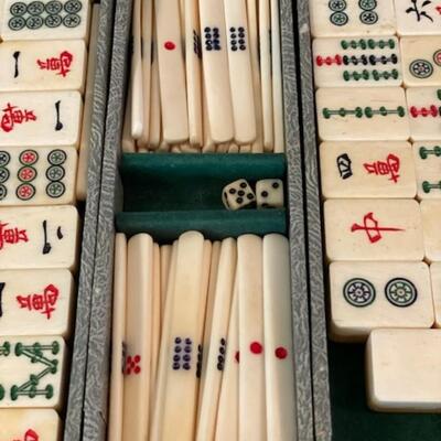 Japanese Mah Jong Luxury Bamboo Back Tile Set w/Case