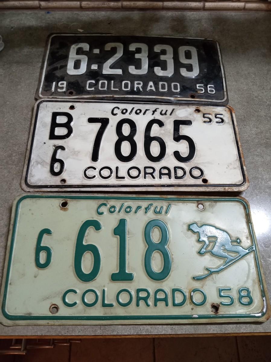 LOT 396 VINTAGE 1950'S COLORADO LICENSE PLATES (HD)