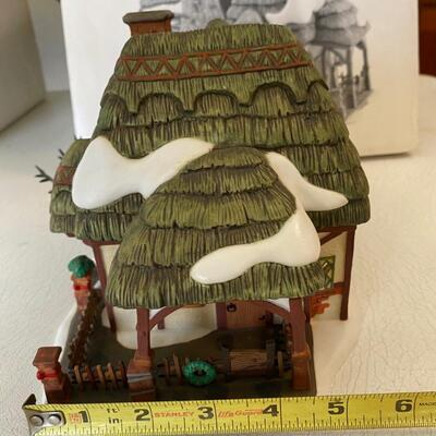 Department 56 ~ Crooked Fence Cottage