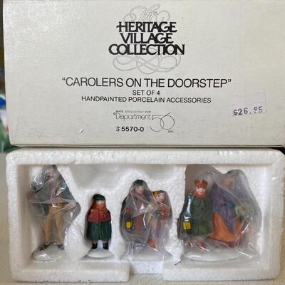 Department 56 ~ Carolers on the Doorstep