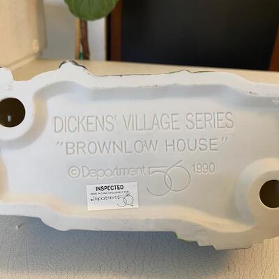 Department 56~ Oliver Twistâ€ BROWNLOW HOUSEâ€