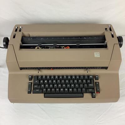 5190 IBM Correcting Selectric II Typewriter