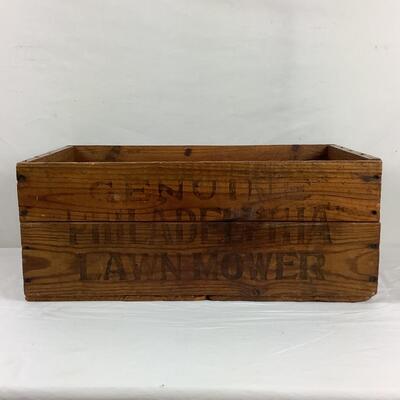 5211 Antique Philadelphia Style LB 14" Lawn Mower Shipping Crate