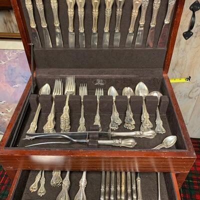 TOWLE STERLING SILVER FLATWARE