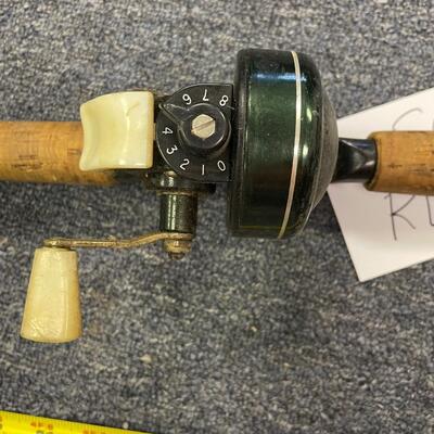 Johnson Century model 1008 rod & Ike Walton fiberglass rod