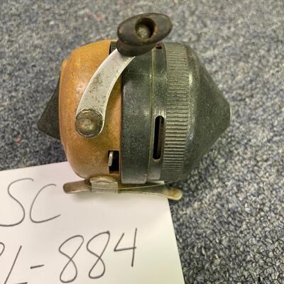 Zebco 404reel, metal foot