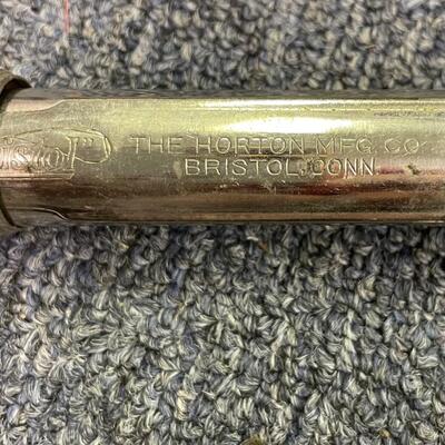 Horton mfg Co 4 piece rod