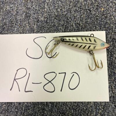 Vintage lipless crack bait lure