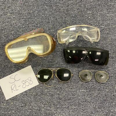 Goggle assortment