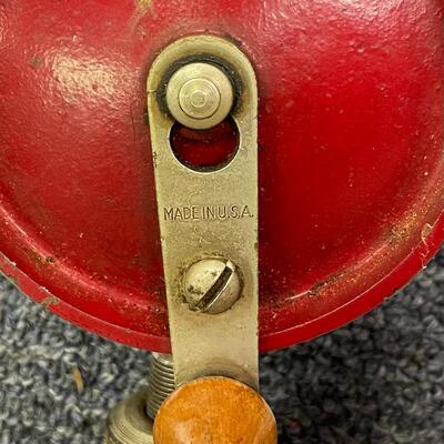 Hand drill