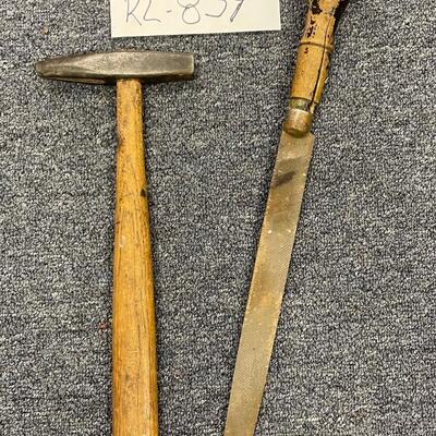 Horse shoe hammer and rasp